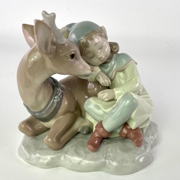 LLADRO Santa's Magical Workshop A WELL EARNED REST 6897 Elf Reindeer w/ Box - Picture 1 of 16